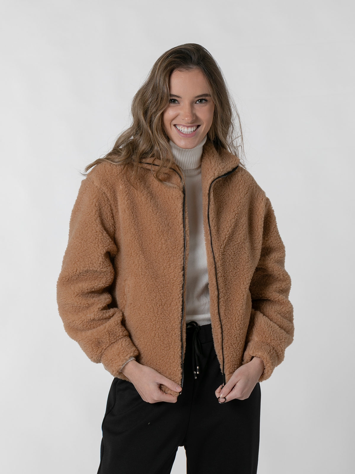 chaqueta beige