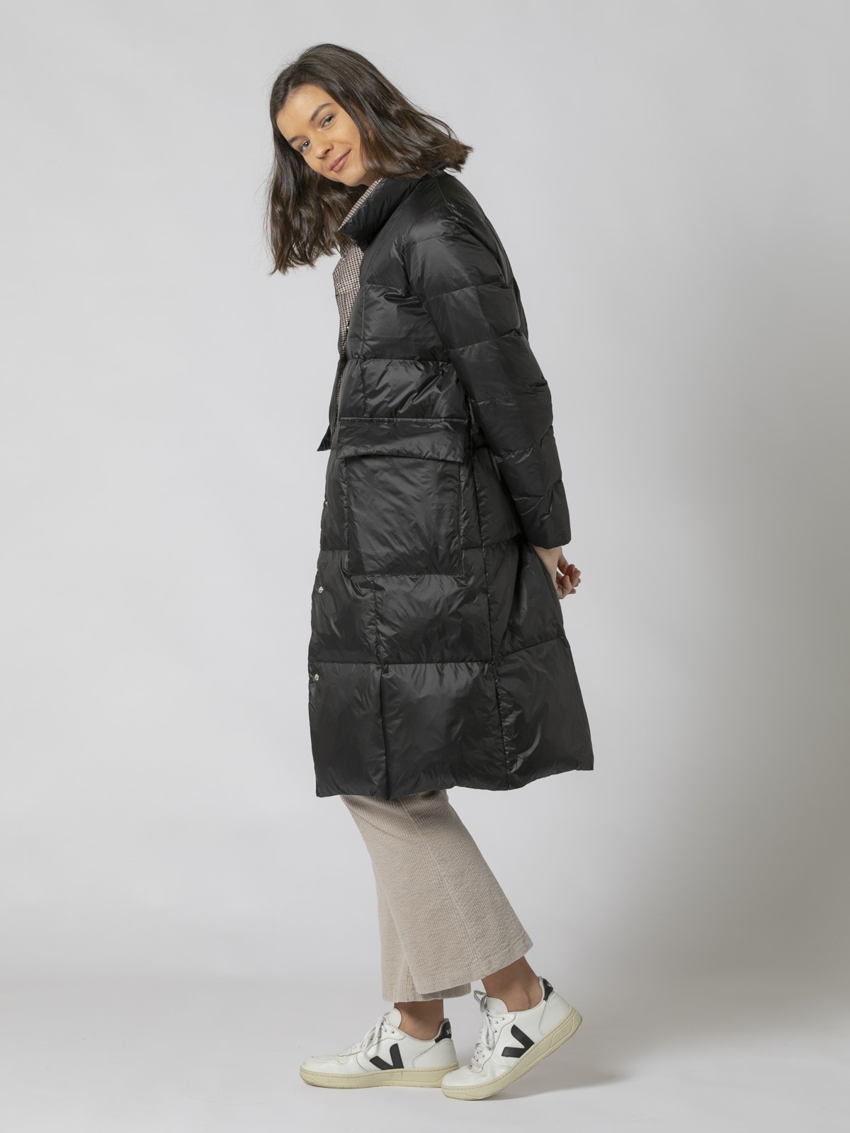 Woman Long reversible down coat Black