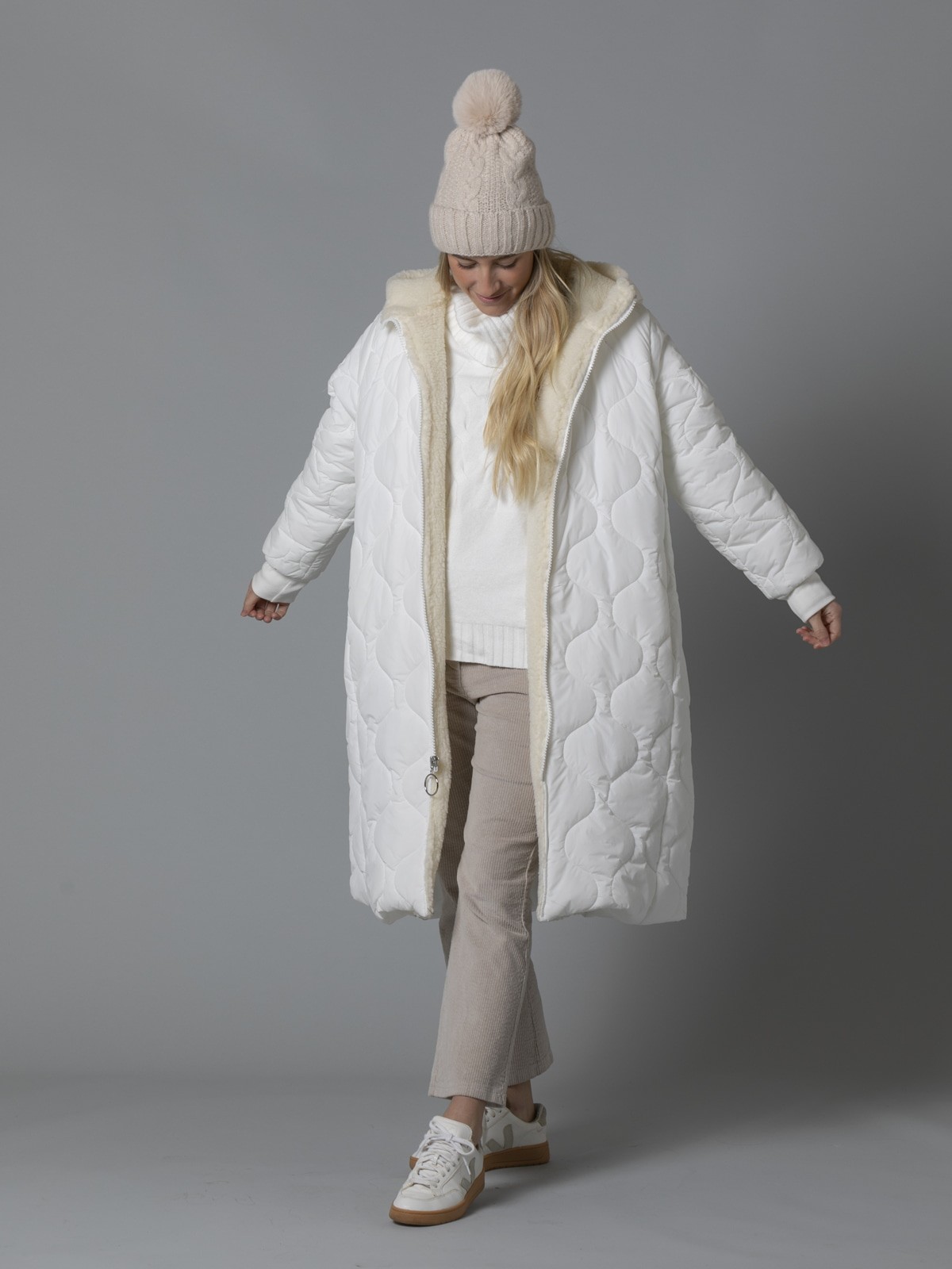 Woman Plain padded coat White