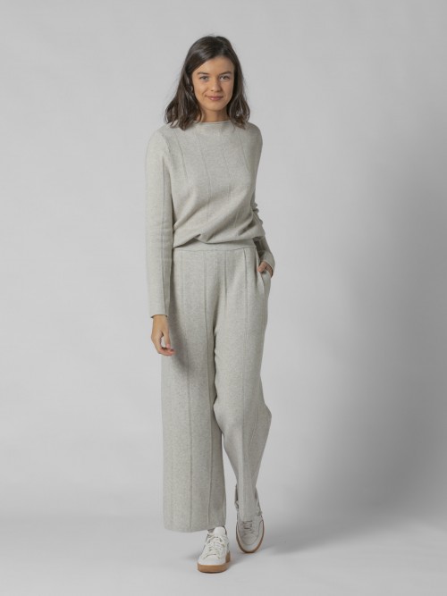 Woman Soft chunky knit trousers with vertical drawing Beige