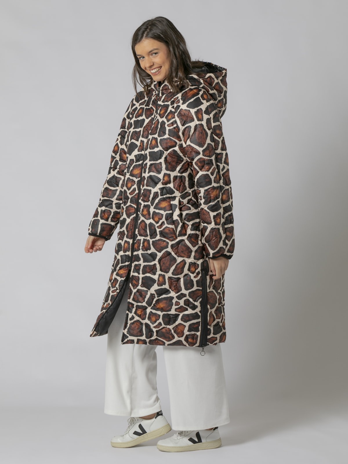 Woman Padded and patterned coat Marrón