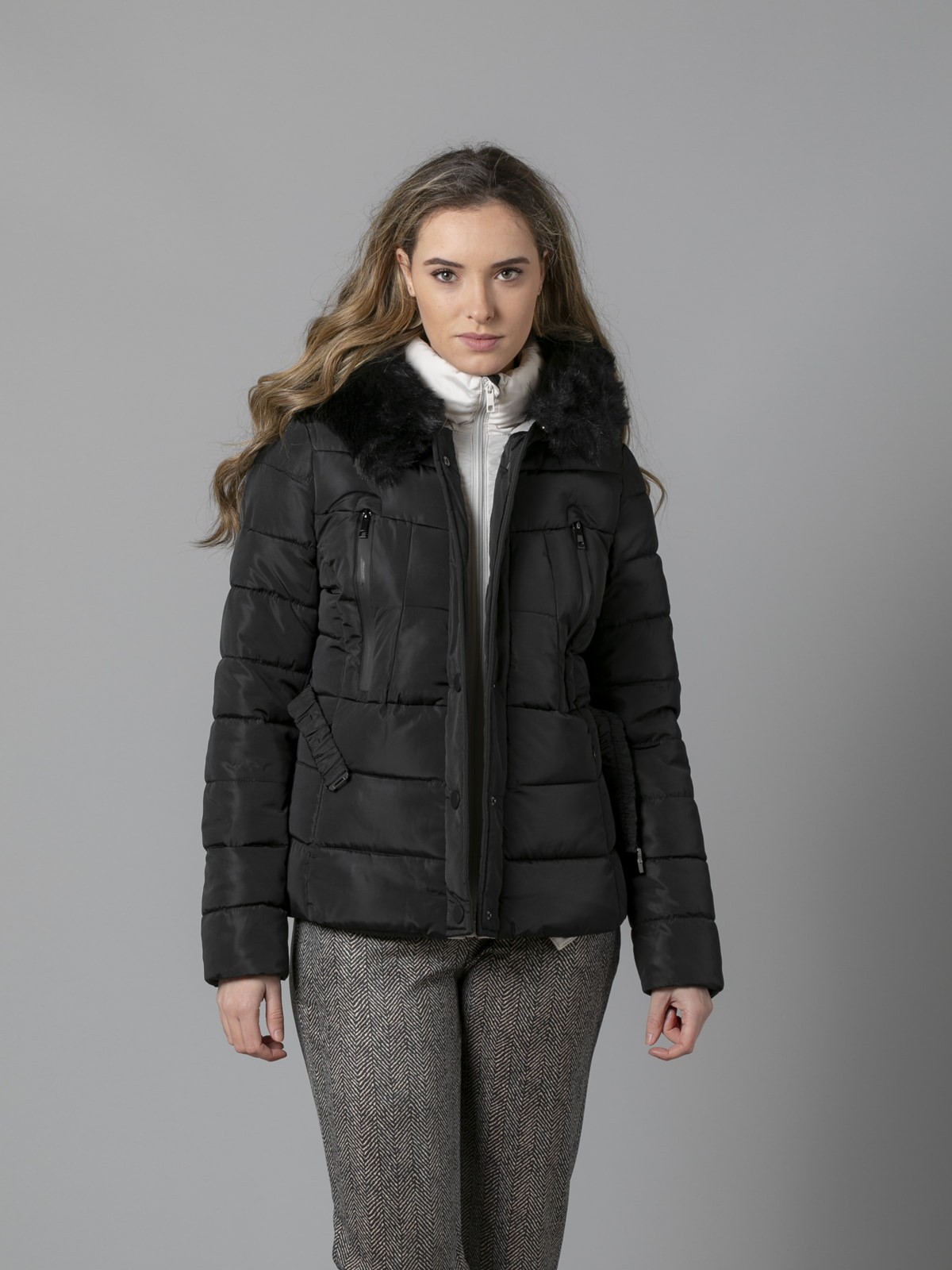 Woman Fur collar coat Black