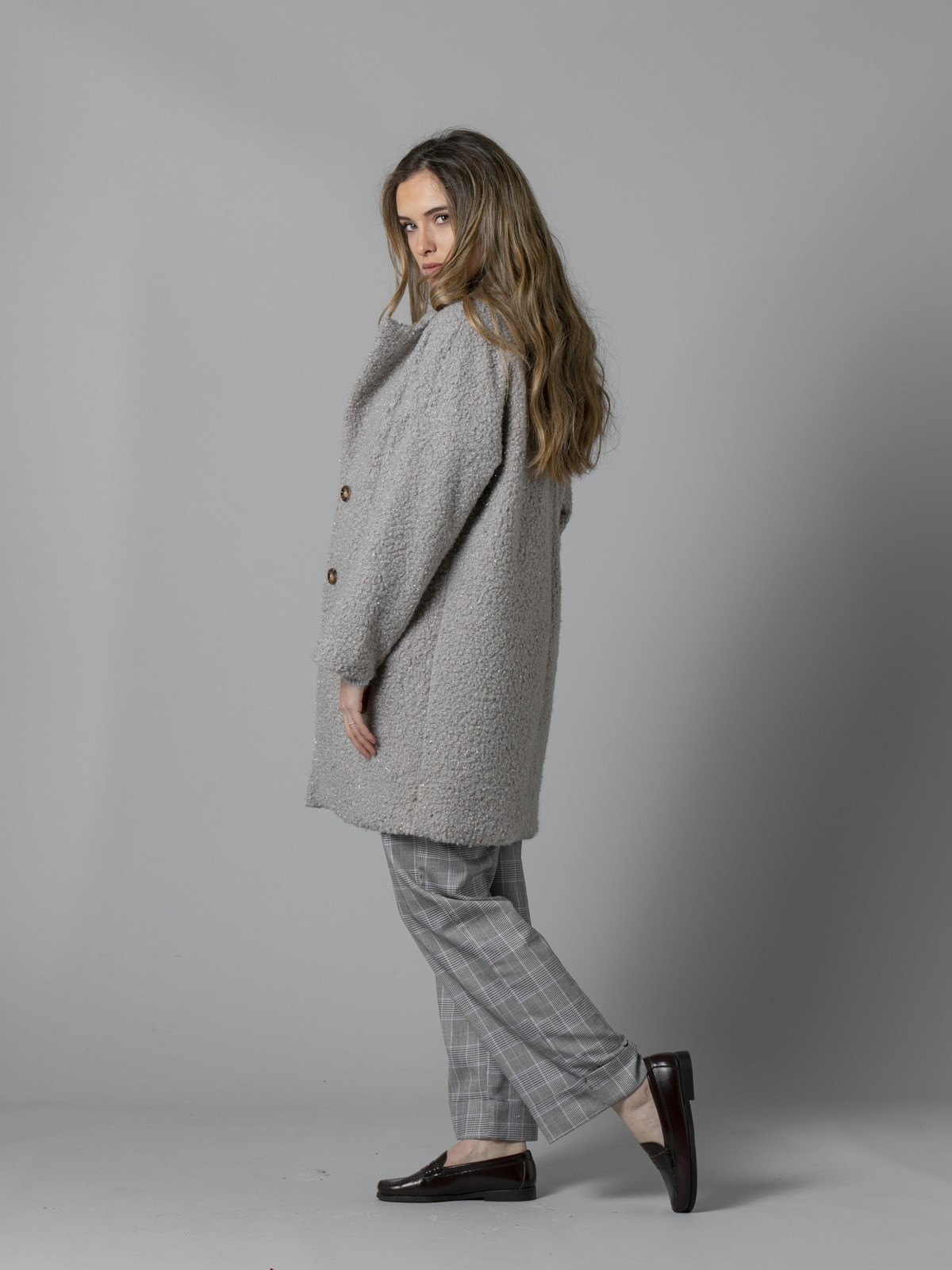 Woman Short and shiny terry coat with lining Grey