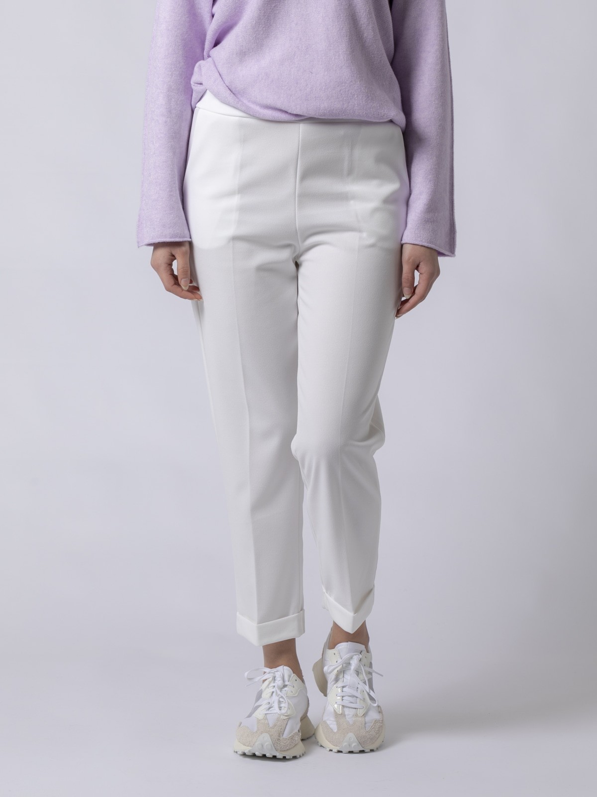Pantalón tobillero bajo con vuelta Blanco