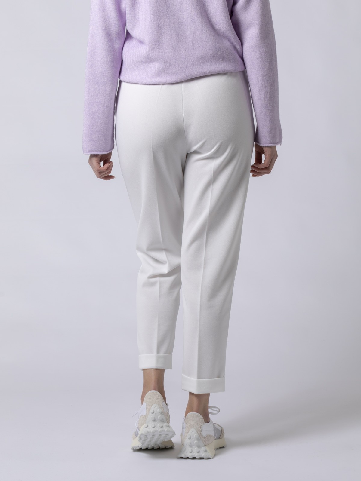 Pantalón tobillero bajo con vuelta Blanco