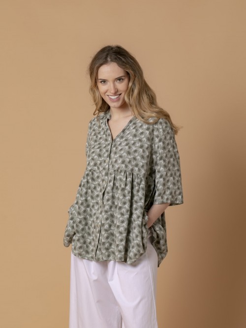 Woman Feather print blouse with buttons Khaki