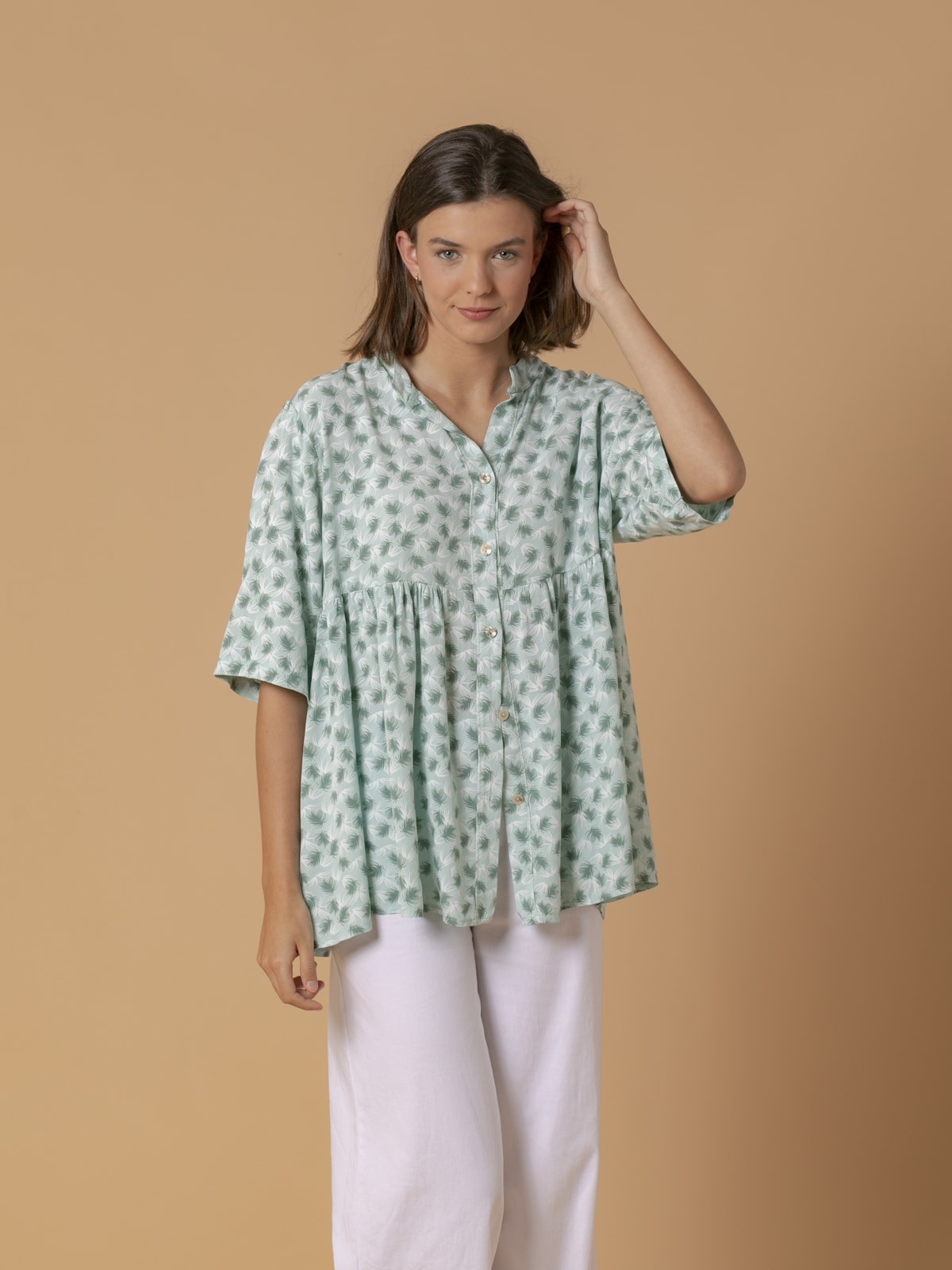 Woman Feather print blouse with buttons Aqua