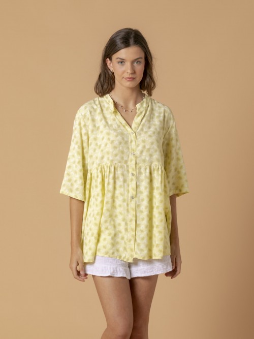 Woman Feather print blouse with buttons Amarillo