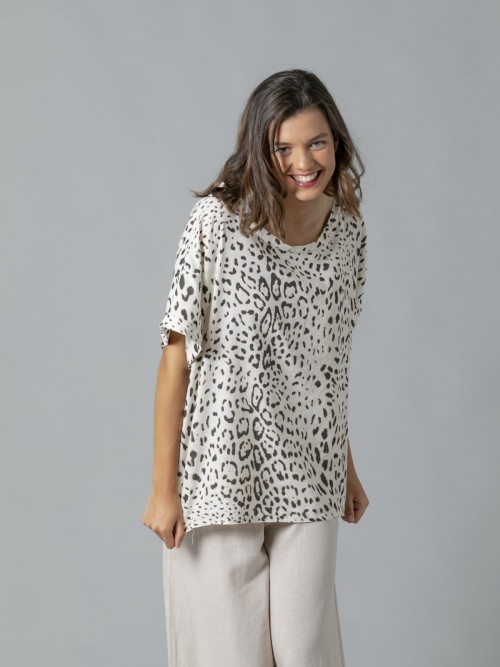 Woman Animal print linen oversize blouse White