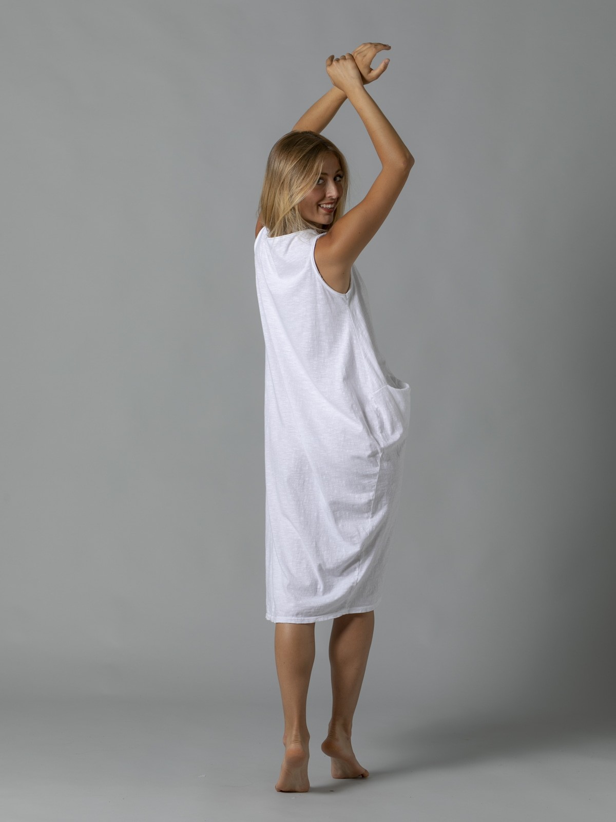 Woman Sleeveless cotton dress White