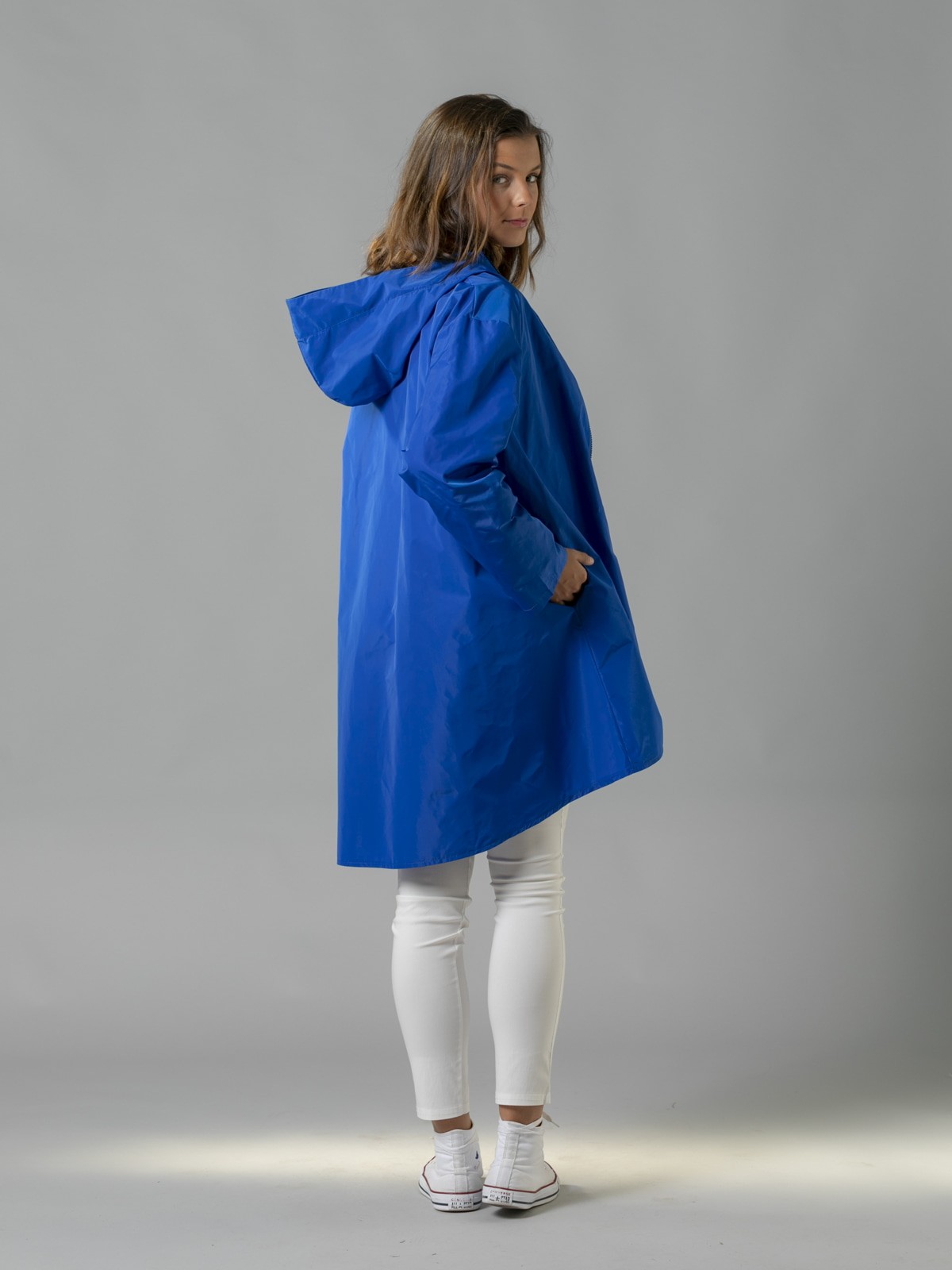 Woman Evasé design technical fabric parka Blue