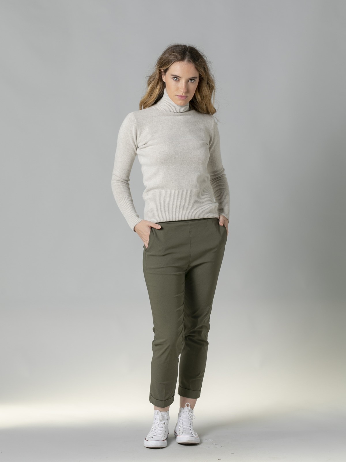 Woman Comfort stretch ankle-length trousers Khaki