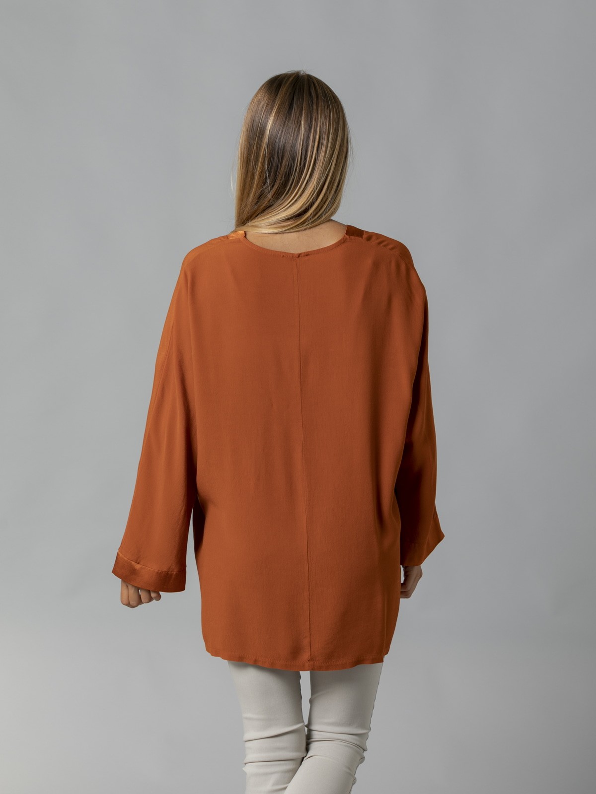 Woman Oversize blouse with satin details Camel