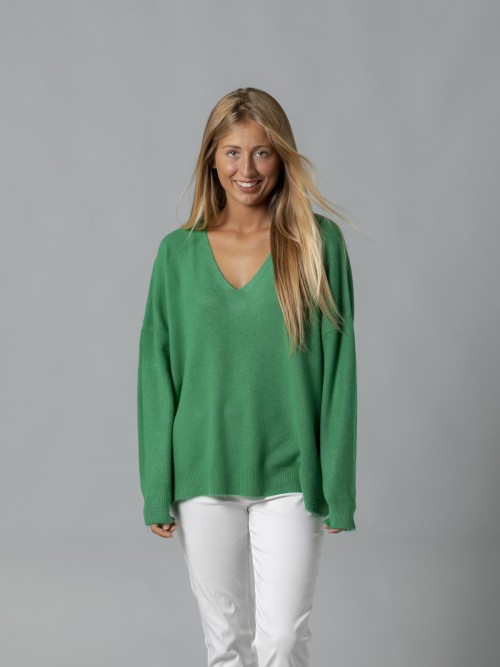 Woman Oversize soft cashmere-like V-neck sweater Green