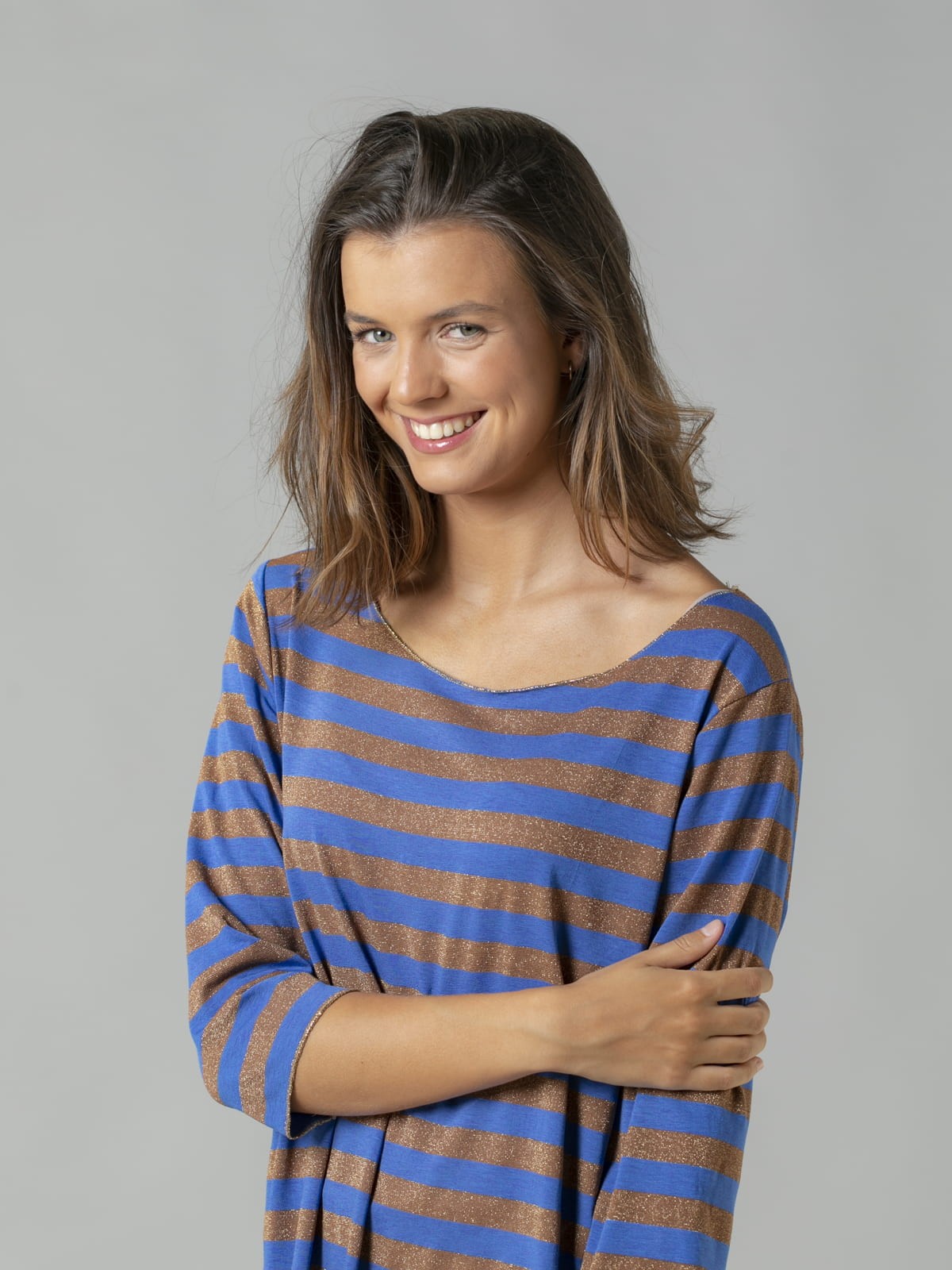 Woman Shiny striped bateau neckline T-shirt Blue