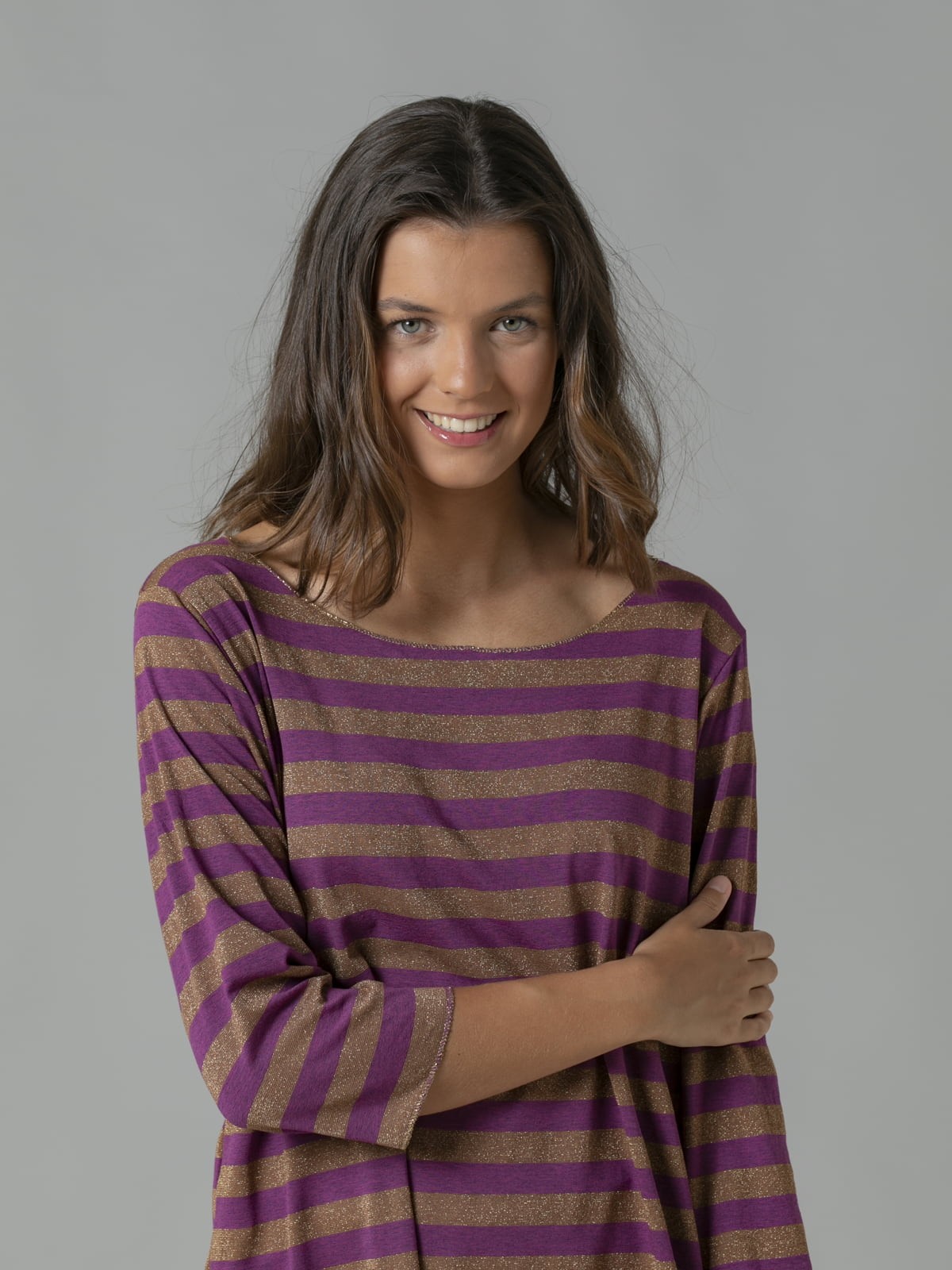 Woman Shiny striped bateau neckline T-shirt Mallow