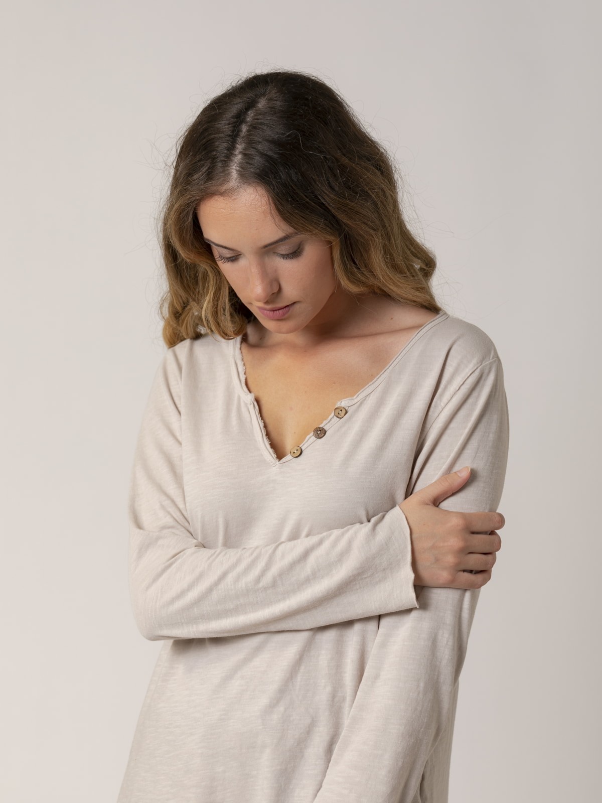 Woman cotton t-shirt with neckline and button detail Beige