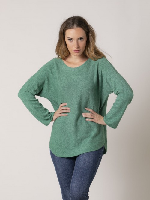 Woman Super soft boat neck knit sweater mint