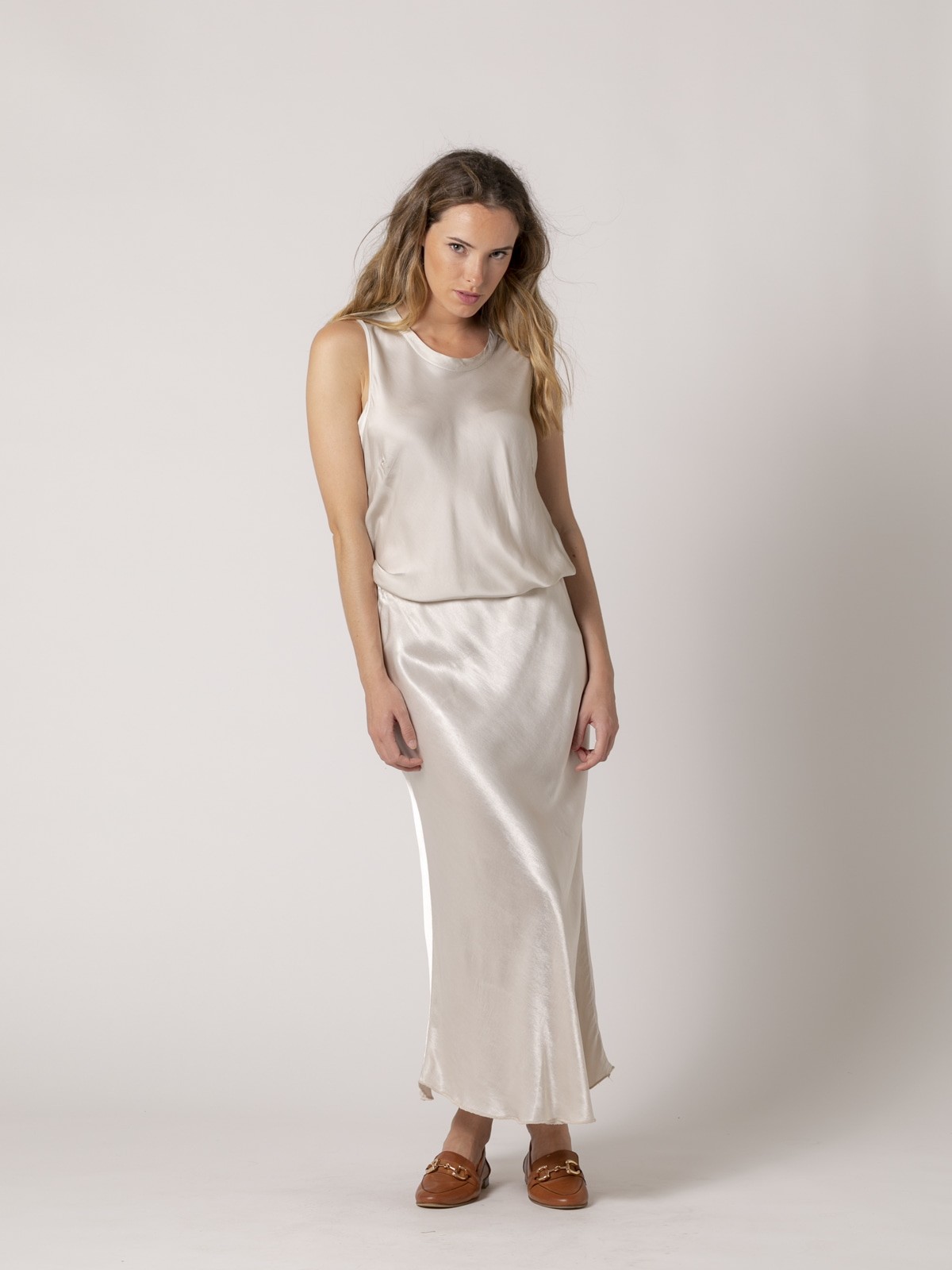 Blusa de redondo Beige