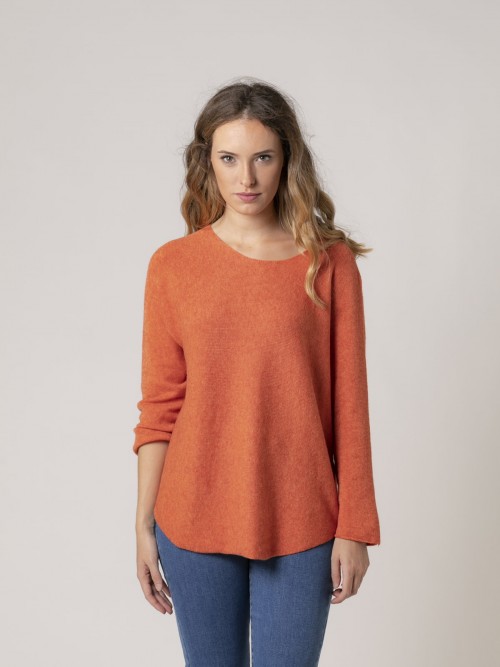Woman Super soft boat neck knit sweater Orange
