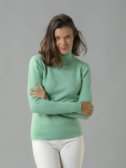Woman Soft slim fit turtleneck sweater mint