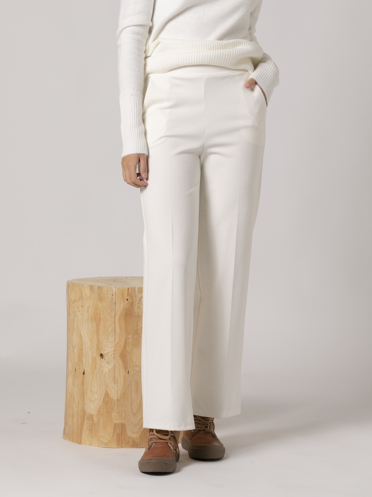 Woman High quality knitted wide leg trousers Crudo