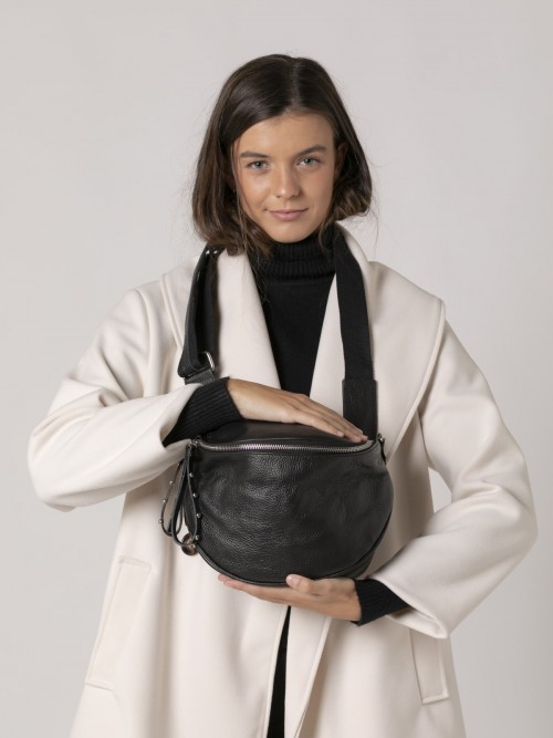 Woman Balenciaga-style leather bag Black