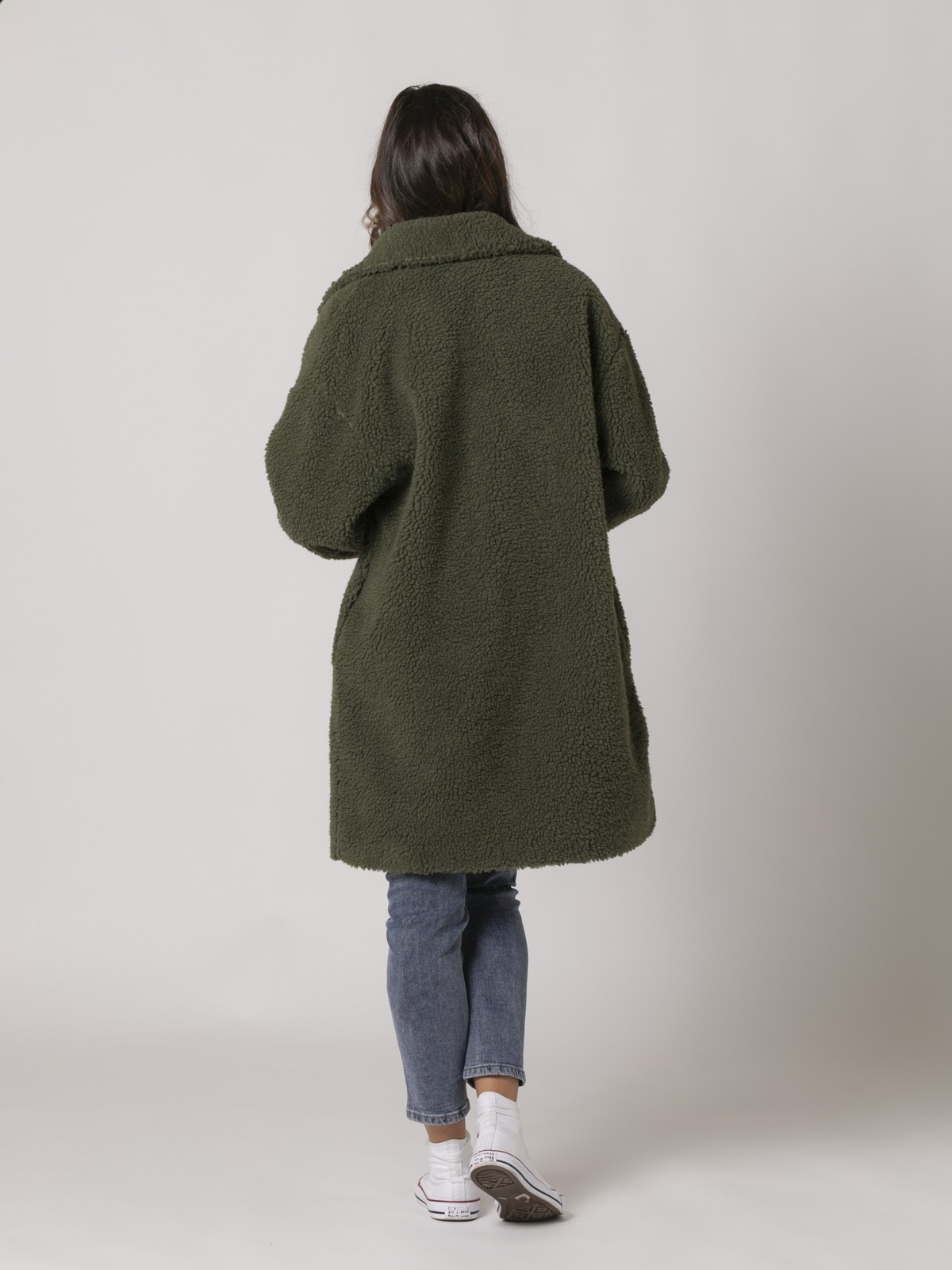 Woman Shearling coat with two oversize buttons Khaki