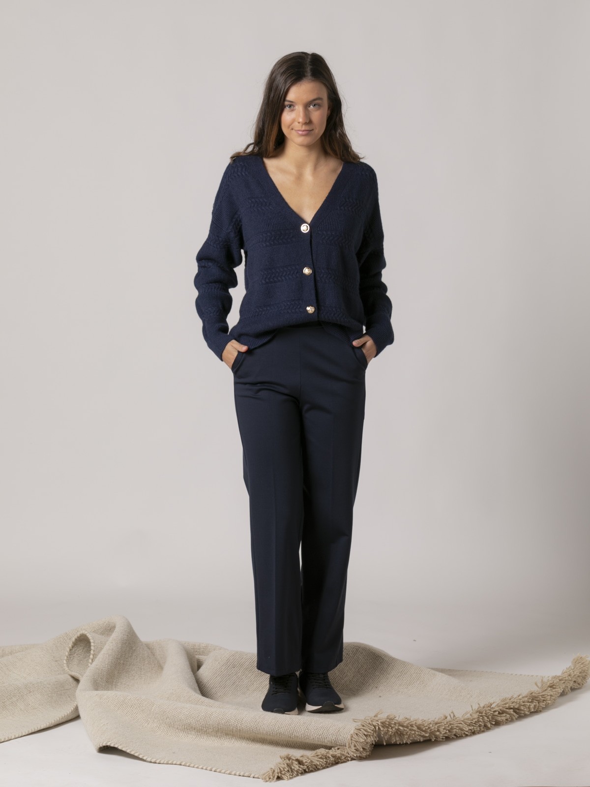 Woman Soft vintage-style cardigan Blue Navy