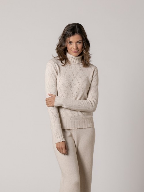 Woman Chanel swan pattern slim fit sweater  Beige