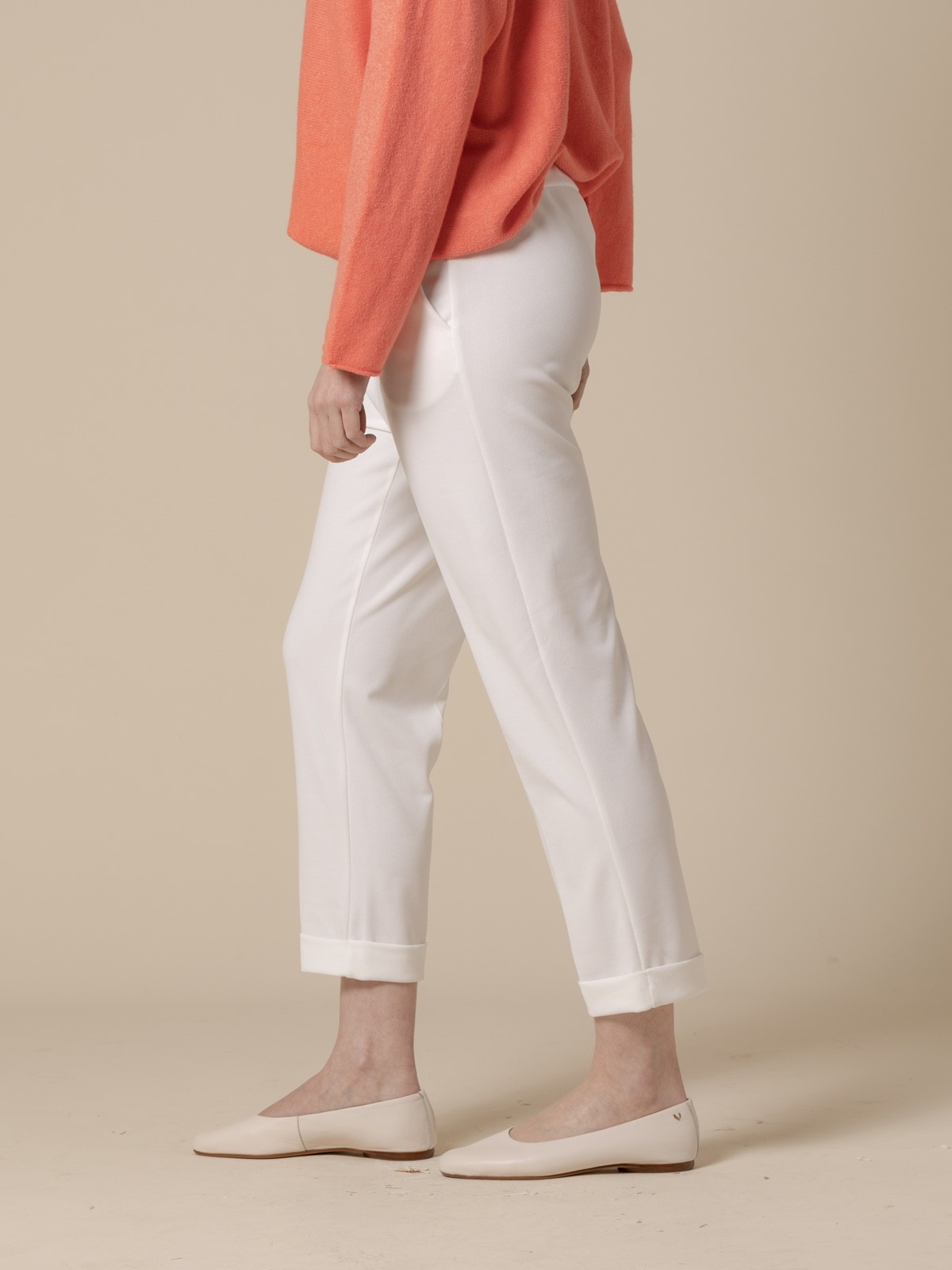 Woman Ankle-length trousers with elastic waistband  Crudo