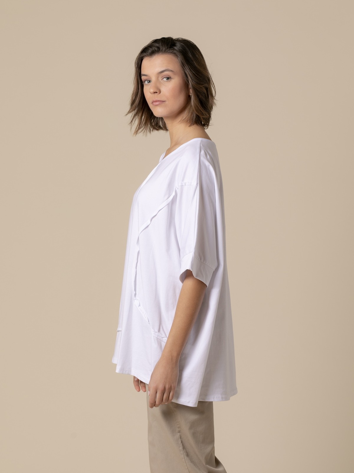 Woman Oversize elbow-length t-shirt  White