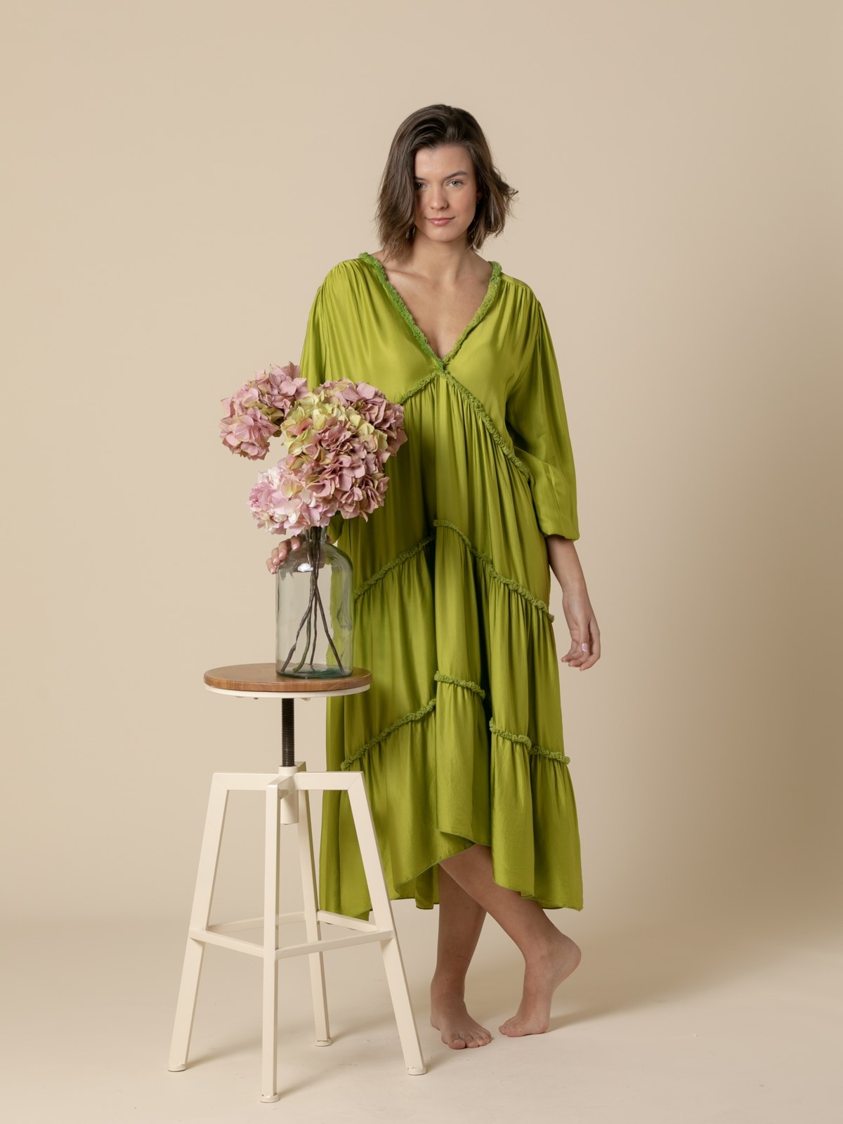 Woman V-neck silk dress  Green