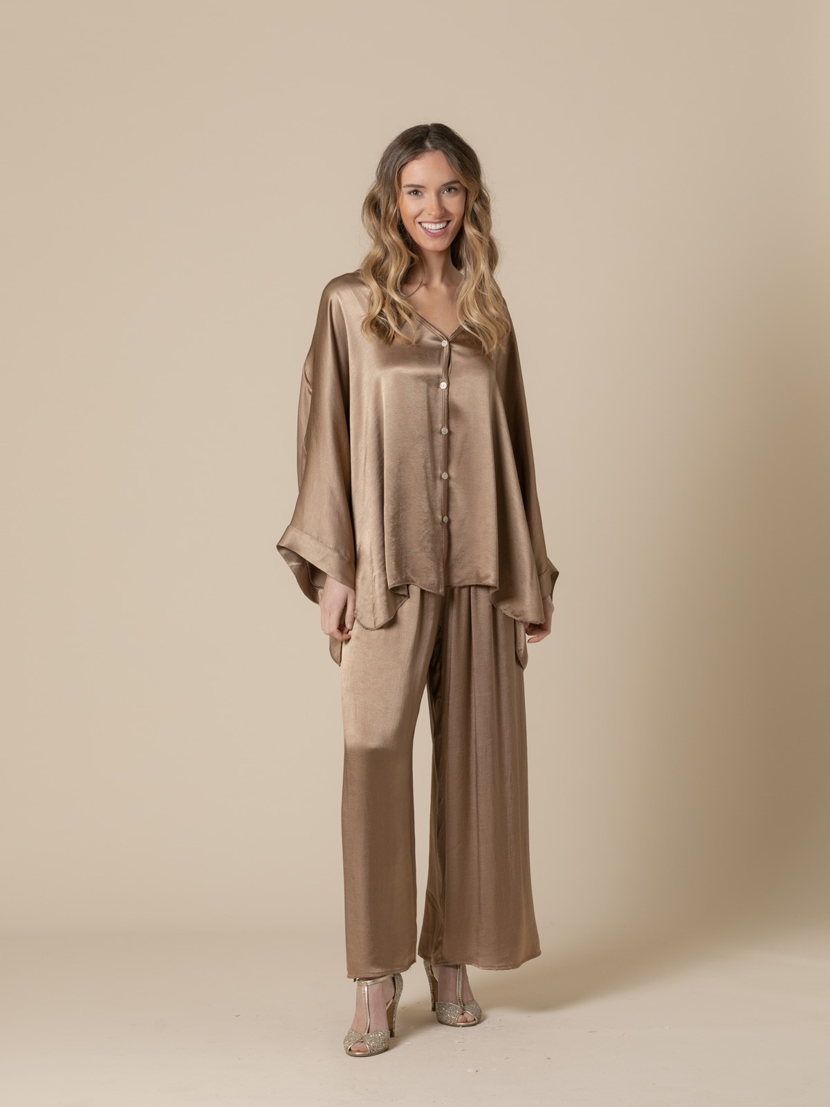 Woman Party line satin jacket  Camel