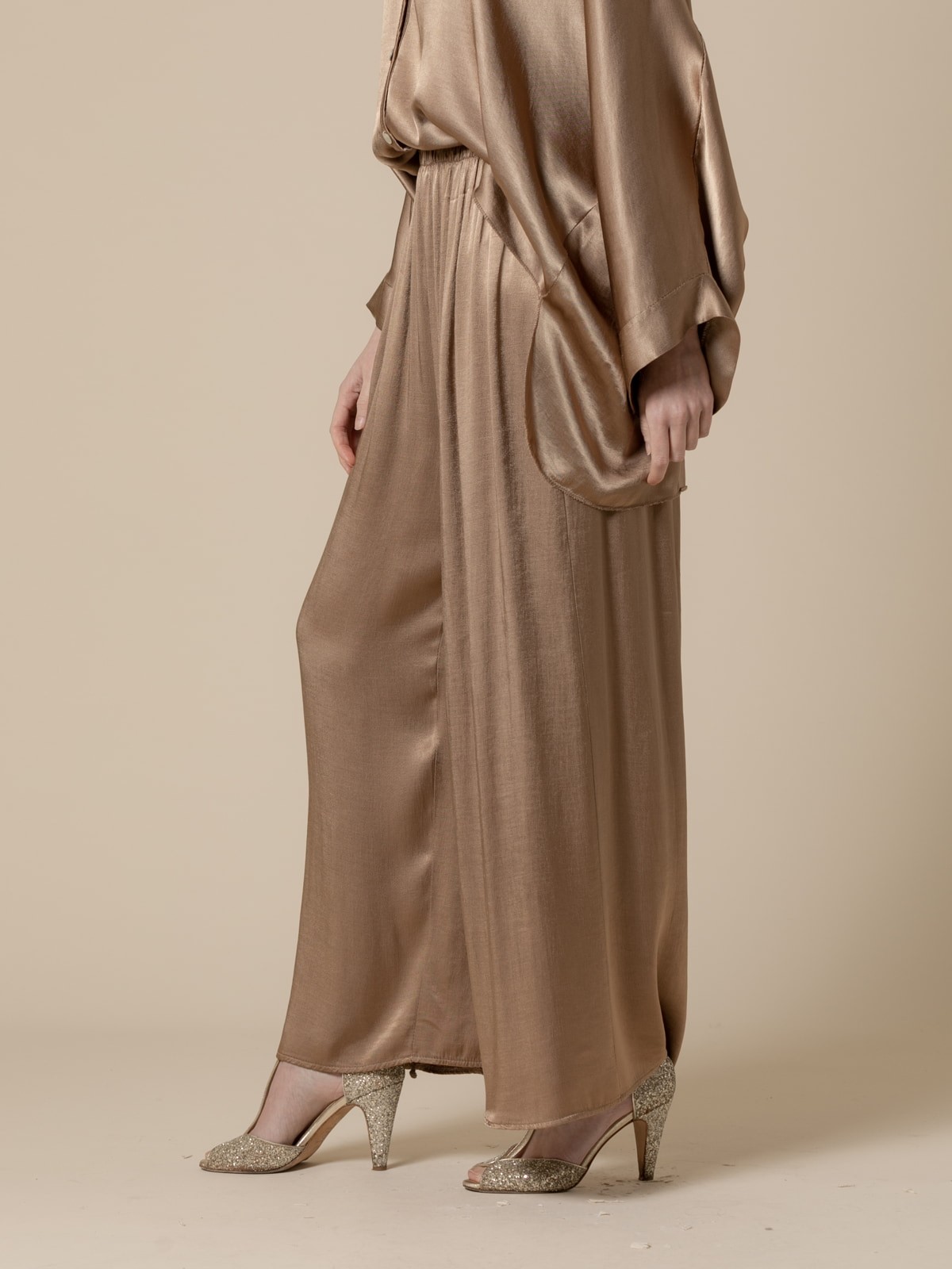 Woman Satin trousers with elastic waistband  Camel
