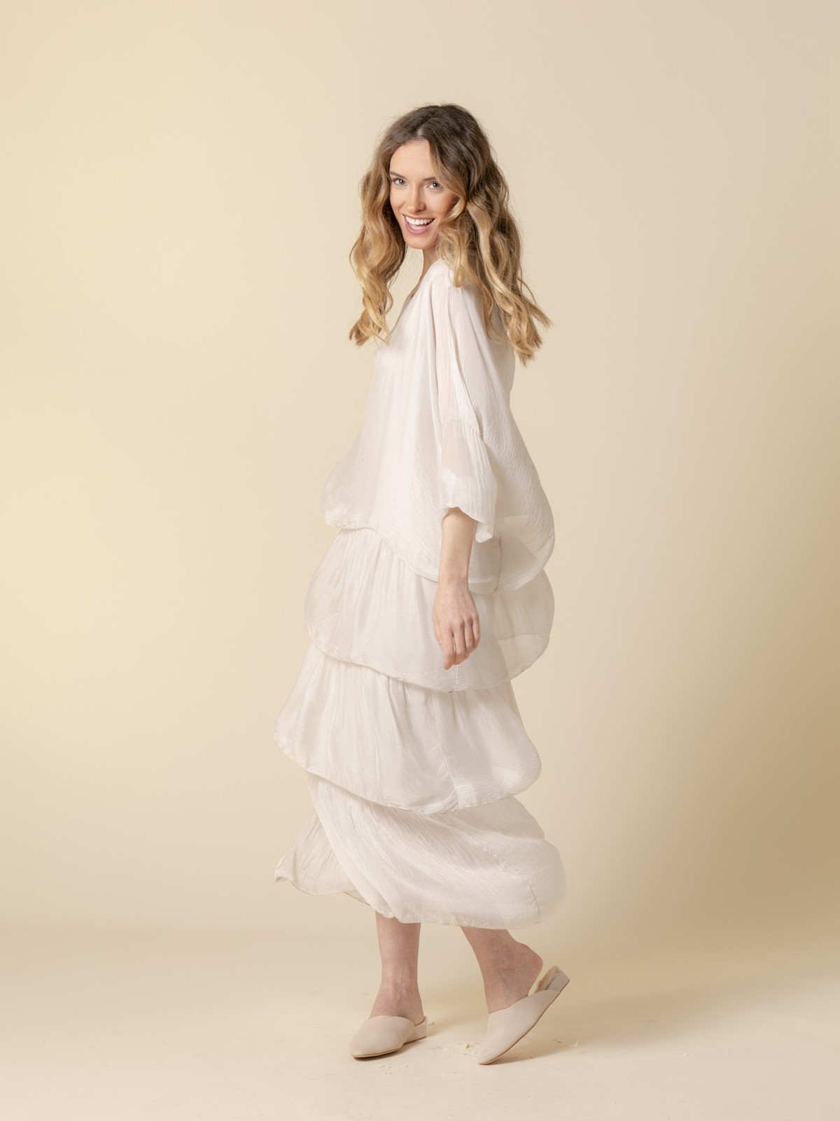 Woman Long silk party dress  Beige
