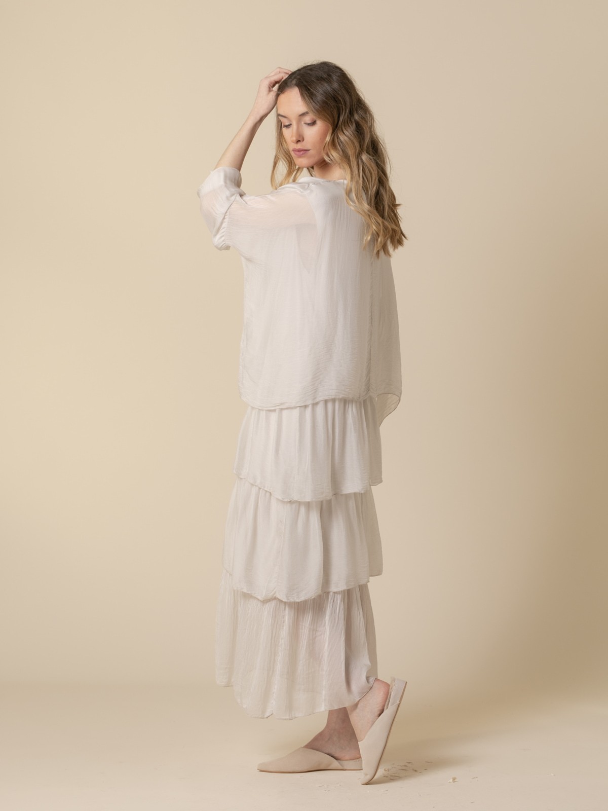 Woman Long silk party dress  Beige