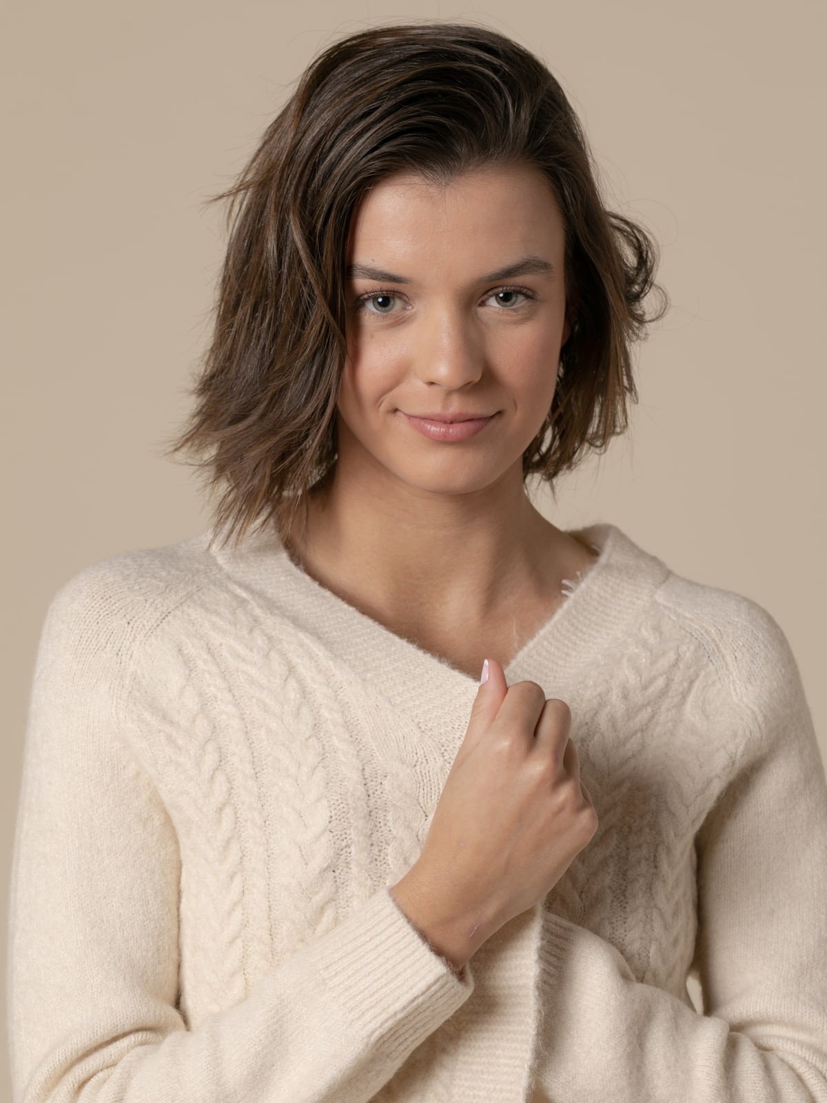 Woman Short soft knit jacket  Crudo