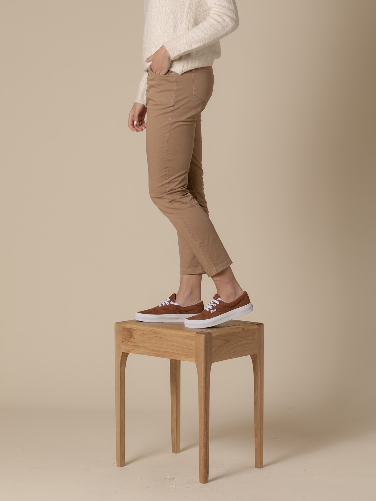Woman 100% cotton trousers with 4 pockets  Camel
