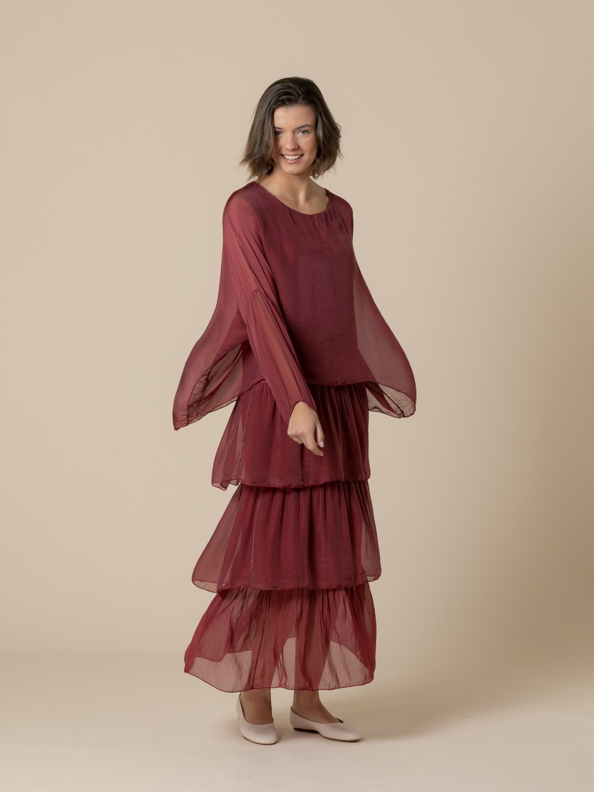 Woman Long silk party dress  Bordeaux