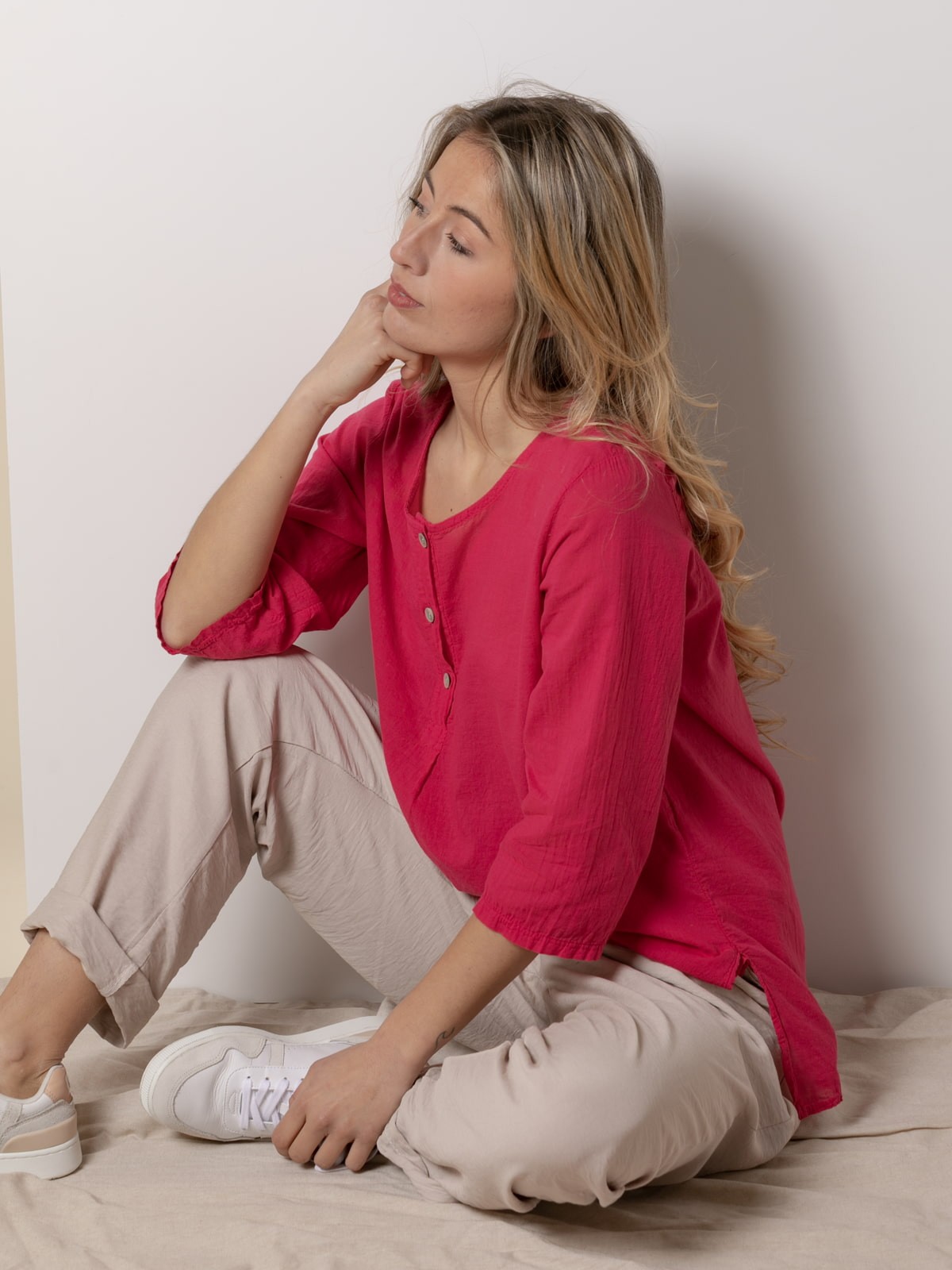 Woman 3-button cotton voile blouse Magenta