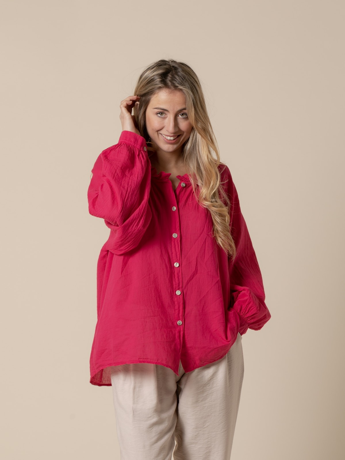Woman romantic cotton voile blouse details Magenta