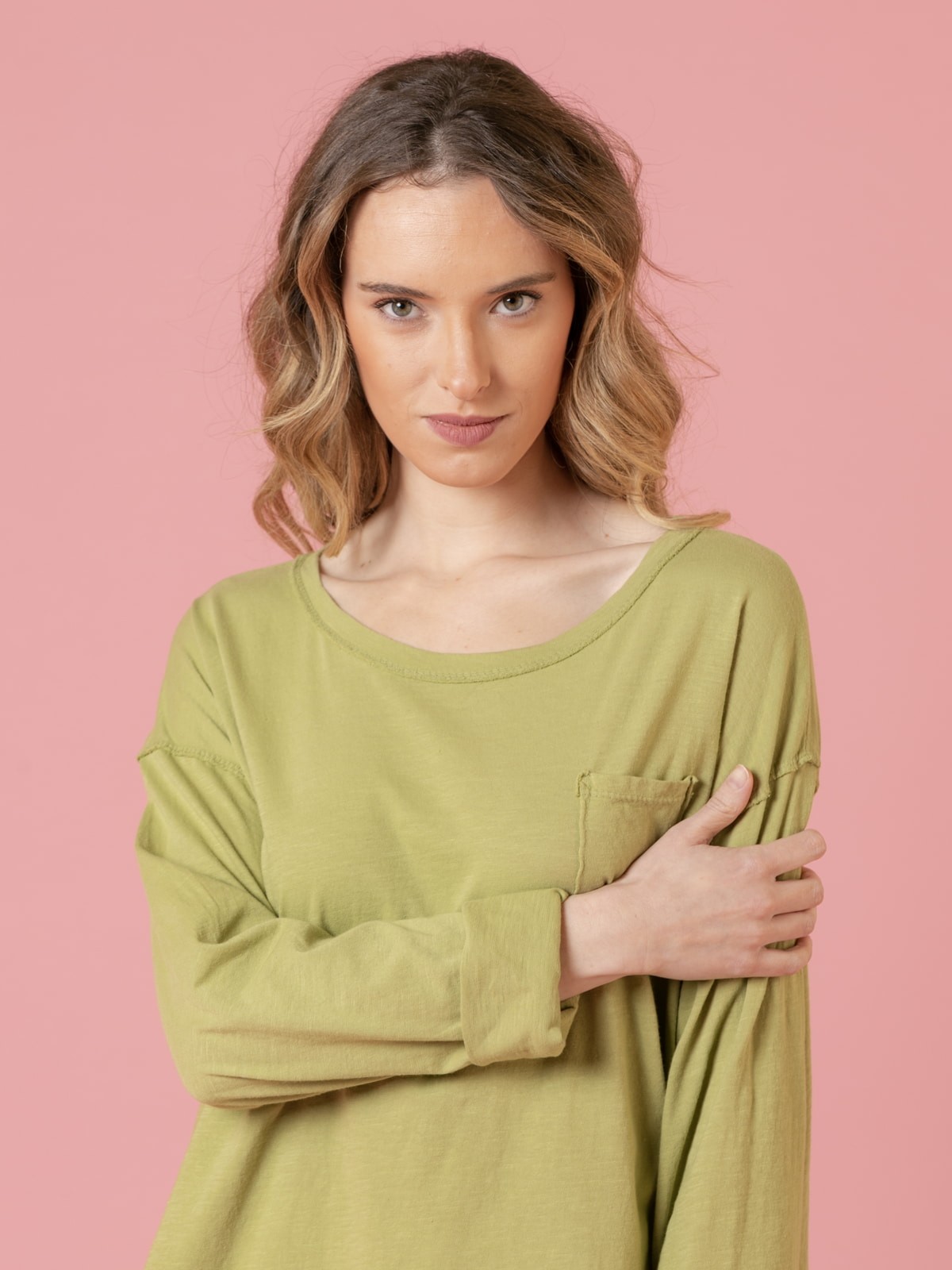 Woman oversized cotton t-shirt with pocket  Olive