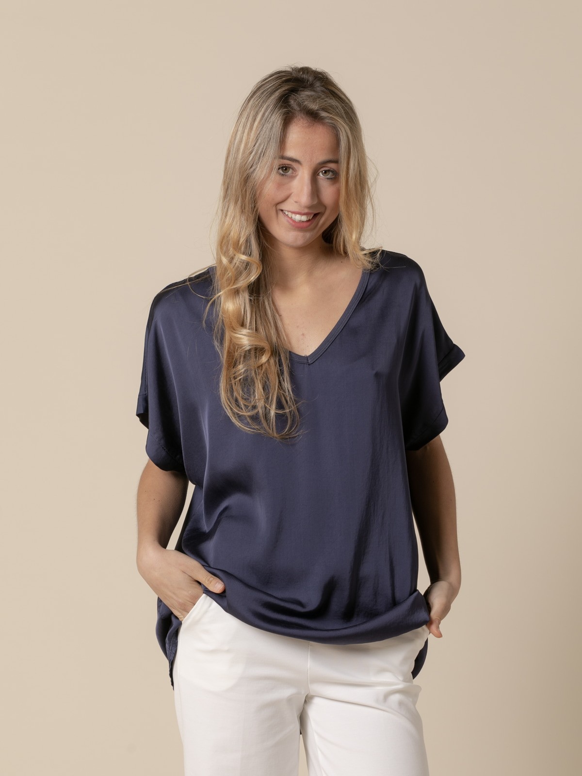 Woman Vegetable satin V-neck blouse Blue Navy
