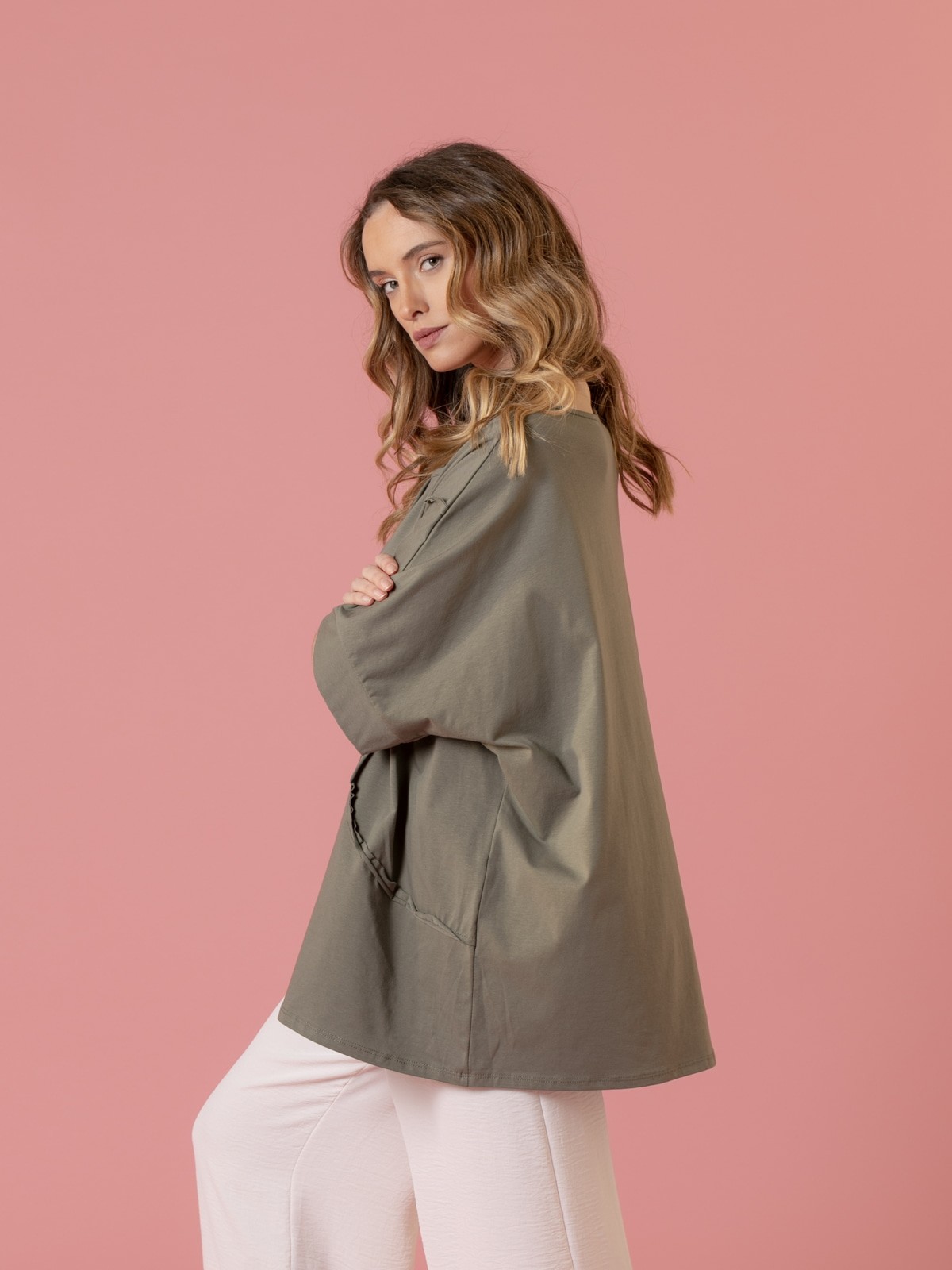 Woman Oversize elbow-length t-shirt Khaki
