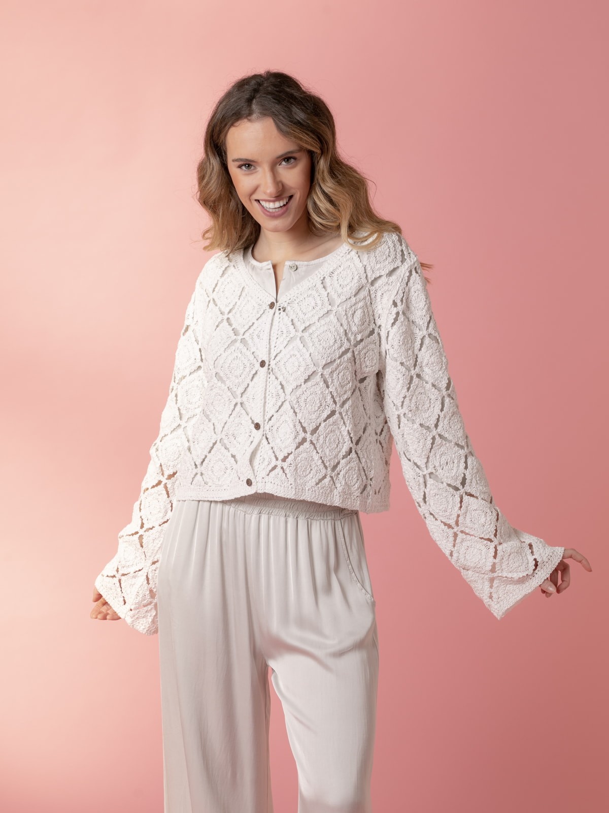 Woman 100% cotton crochet jacket with V neckline  White