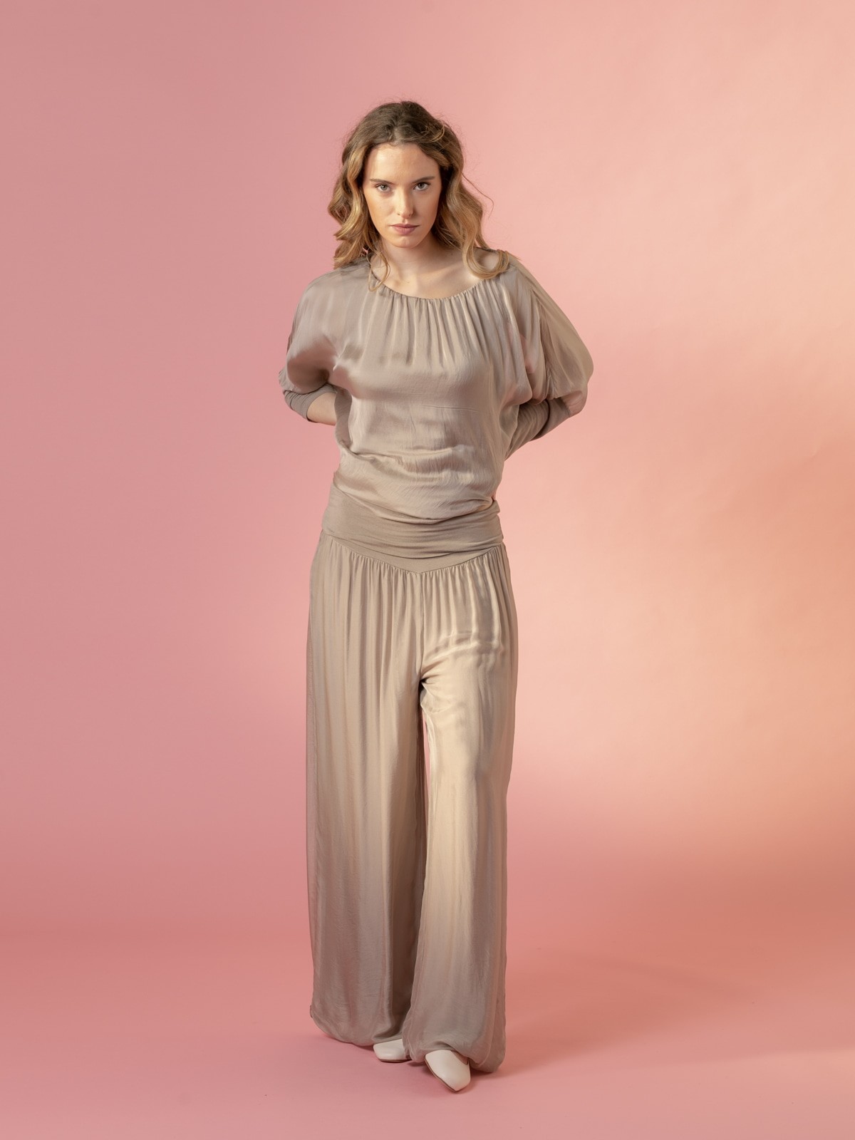 Woman Flowing silk trousers  Taupe