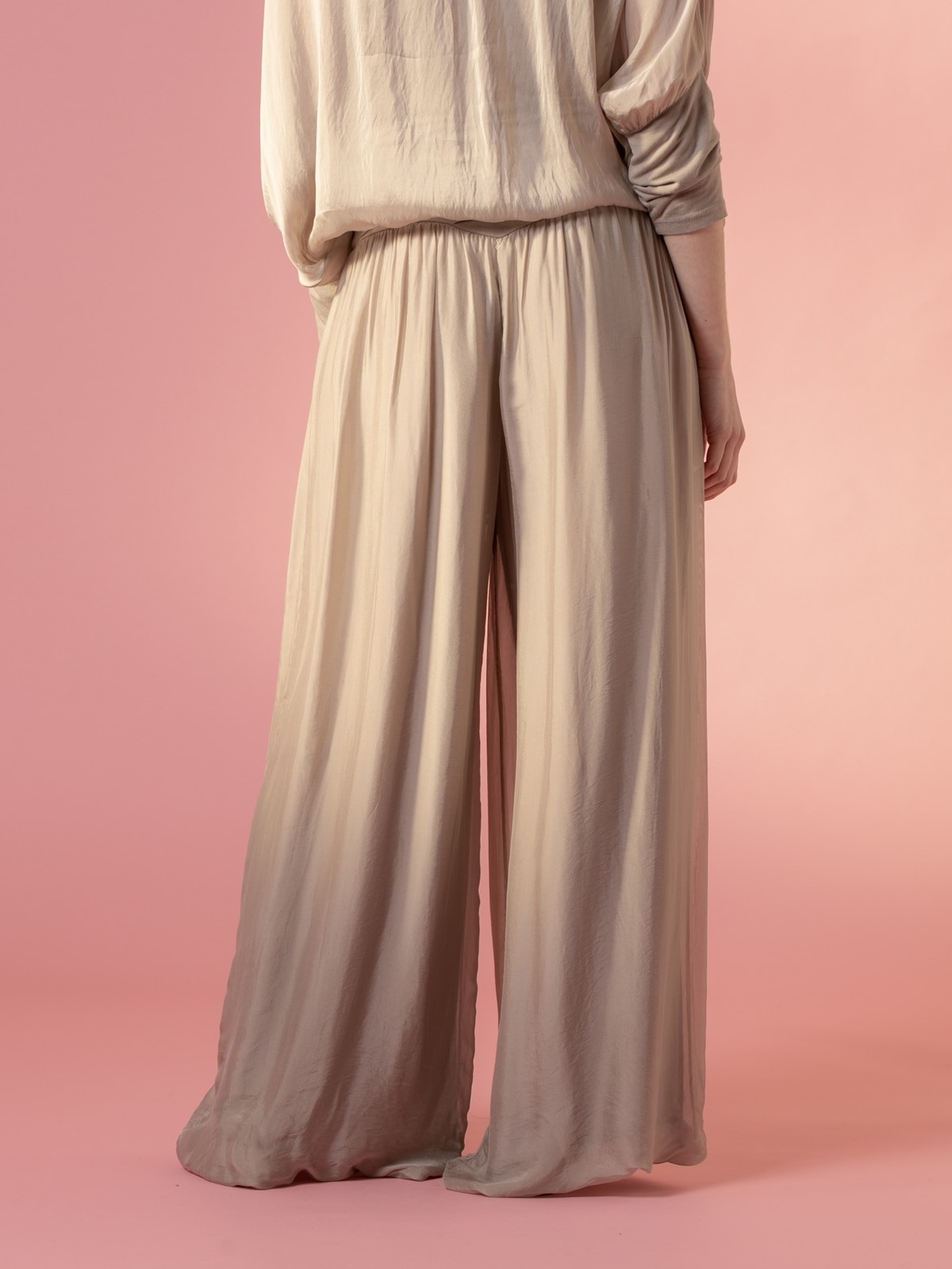 Woman Flowing silk trousers  Taupe