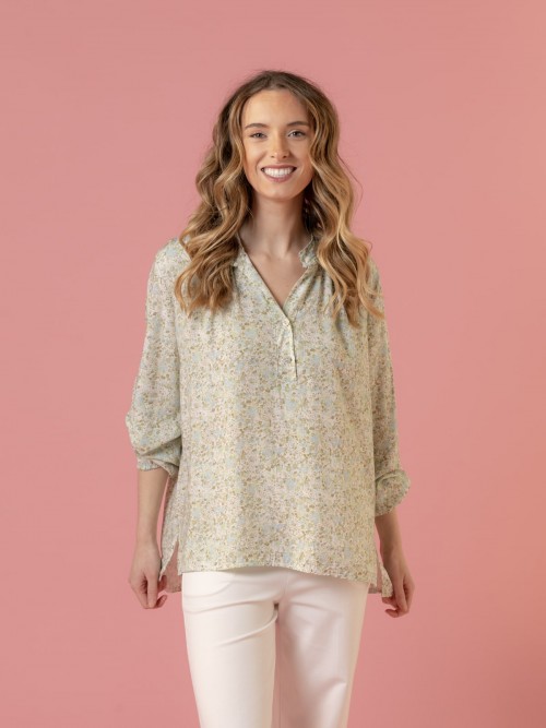 Camisa oversize estampada flor liberty Caqui