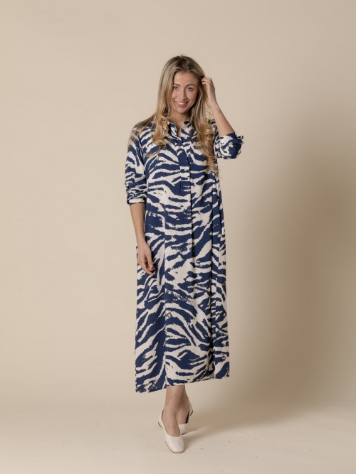 Vestido largo fluida animal print Azul